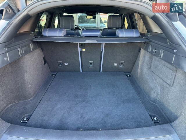 Белый Ленд Ровер Рендж Ровер Велар, объемом двигателя 2 л и пробегом 91 тыс. км за 34999 $, фото 66 на Automoto.ua