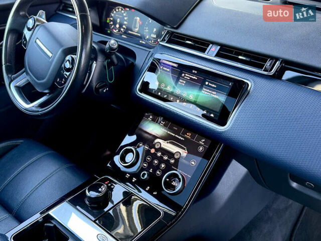 Белый Ленд Ровер Рендж Ровер Велар, объемом двигателя 2 л и пробегом 91 тыс. км за 34999 $, фото 57 на Automoto.ua