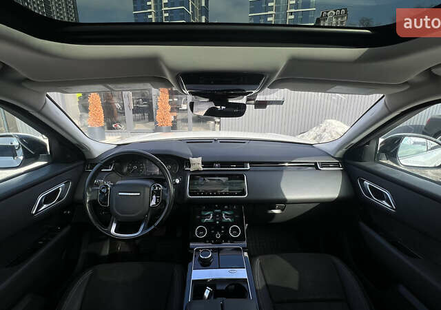 Белый Ленд Ровер Рендж Ровер Велар, объемом двигателя 2 л и пробегом 134 тыс. км за 25500 $, фото 26 на Automoto.ua