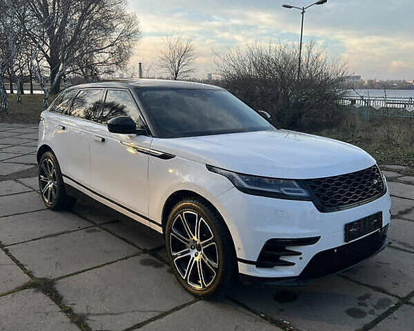 Белый Ленд Ровер Рендж Ровер Велар, объемом двигателя 2 л и пробегом 134 тыс. км за 34000 $, фото 3 на Automoto.ua