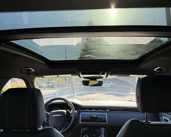 Белый Ленд Ровер Рендж Ровер Велар, объемом двигателя 3 л и пробегом 85 тыс. км за 40000 $, фото 15 на Automoto.ua