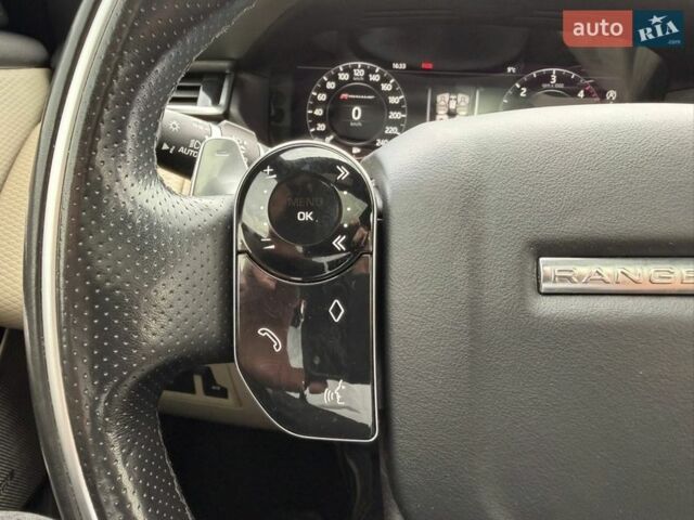 Белый Ленд Ровер Рендж Ровер Велар, объемом двигателя 2 л и пробегом 124 тыс. км за 28500 $, фото 35 на Automoto.ua
