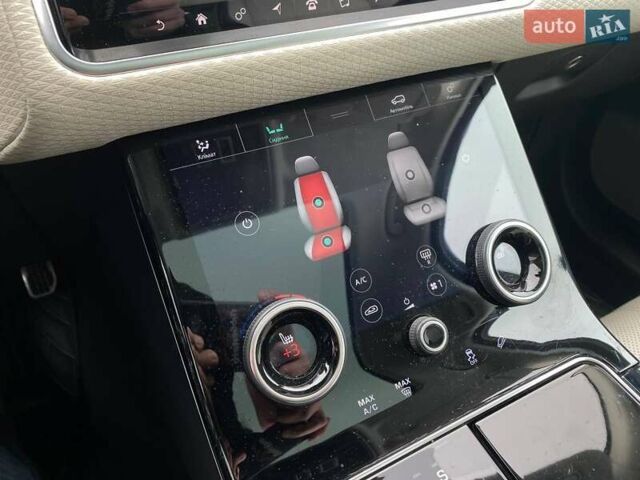 Белый Ленд Ровер Рендж Ровер Велар, объемом двигателя 3 л и пробегом 77 тыс. км за 34900 $, фото 20 на Automoto.ua