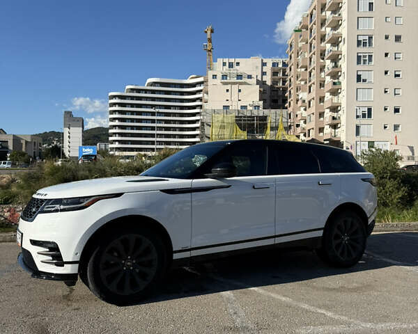Белый Ленд Ровер Рендж Ровер Велар, объемом двигателя 3 л и пробегом 85 тыс. км за 40000 $, фото 3 на Automoto.ua
