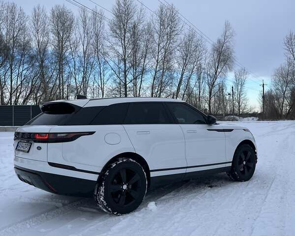 Белый Ленд Ровер Рендж Ровер Велар, объемом двигателя 2 л и пробегом 138 тыс. км за 39690 $, фото 7 на Automoto.ua