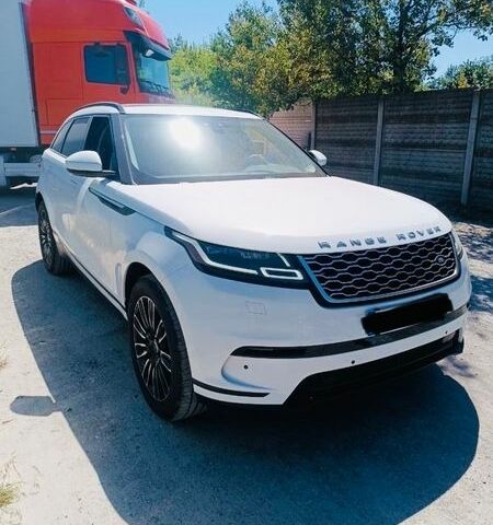 Білий Ленд Ровер Рендж Ровер Велар, об'ємом двигуна 2 л та пробігом 75 тис. км за 34100 $, фото 2 на Automoto.ua