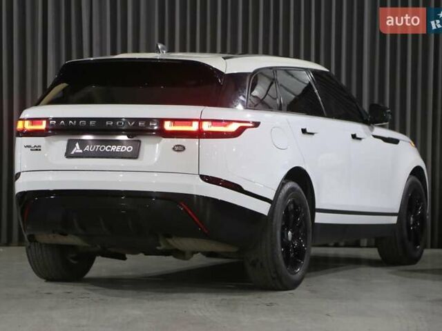 Білий Ленд Ровер Рендж Ровер Велар, об'ємом двигуна 2 л та пробігом 138 тис. км за 41900 $, фото 6 на Automoto.ua