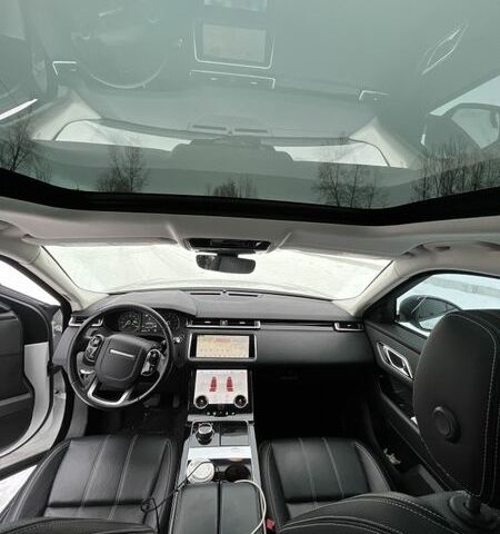 Белый Ленд Ровер Рендж Ровер Велар, объемом двигателя 2 л и пробегом 139 тыс. км за 32300 $, фото 26 на Automoto.ua