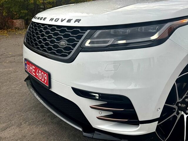 Белый Ленд Ровер Рендж Ровер Велар, объемом двигателя 2 л и пробегом 150 тыс. км за 31000 $, фото 7 на Automoto.ua