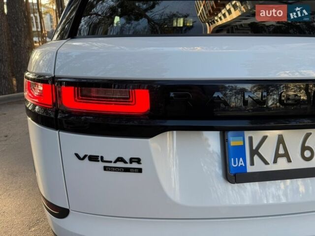 Белый Ленд Ровер Рендж Ровер Велар, объемом двигателя 3 л и пробегом 75 тыс. км за 42500 $, фото 9 на Automoto.ua