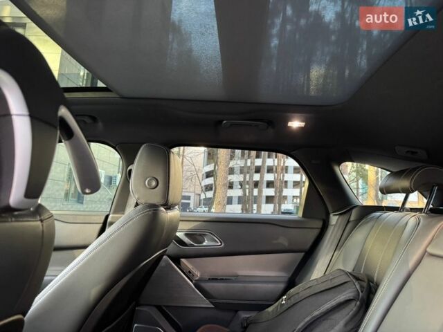 Белый Ленд Ровер Рендж Ровер Велар, объемом двигателя 3 л и пробегом 75 тыс. км за 42500 $, фото 29 на Automoto.ua