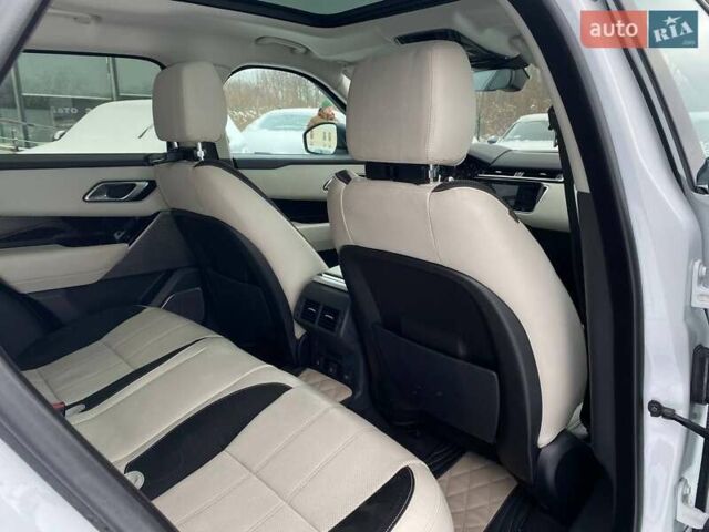 Белый Ленд Ровер Рендж Ровер Велар, объемом двигателя 3 л и пробегом 77 тыс. км за 34900 $, фото 26 на Automoto.ua