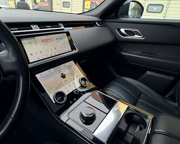 Білий Ленд Ровер Рендж Ровер Велар, об'ємом двигуна 2 л та пробігом 181 тис. км за 28500 $, фото 33 на Automoto.ua