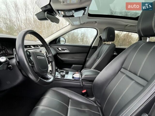 Білий Ленд Ровер Рендж Ровер Велар, об'ємом двигуна 2 л та пробігом 143 тис. км за 33500 $, фото 18 на Automoto.ua