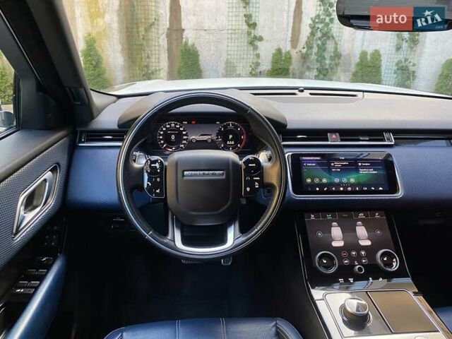 Белый Ленд Ровер Рендж Ровер Велар, объемом двигателя 2 л и пробегом 91 тыс. км за 34999 $, фото 1 на Automoto.ua