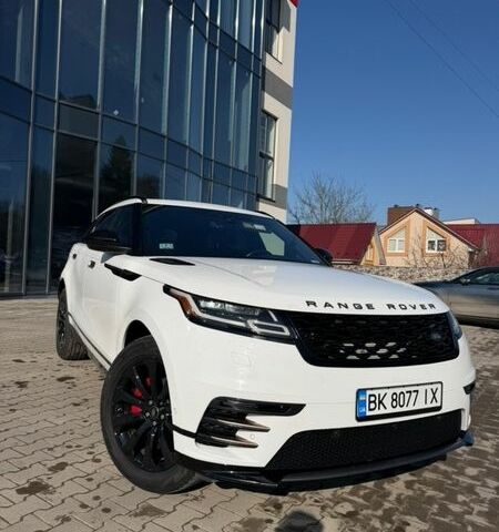 Білий Ленд Ровер Рендж Ровер Велар, об'ємом двигуна 2 л та пробігом 132 тис. км за 33000 $, фото 3 на Automoto.ua