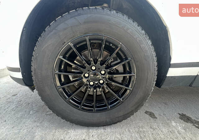 Белый Ленд Ровер Рендж Ровер Велар, объемом двигателя 2 л и пробегом 134 тыс. км за 25500 $, фото 30 на Automoto.ua