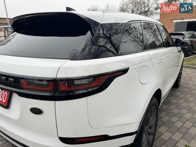 Білий Ленд Ровер Рендж Ровер Велар, об'ємом двигуна 2 л та пробігом 150 тис. км за 29900 $, фото 15 на Automoto.ua