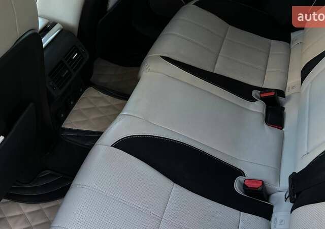 Білий Ленд Ровер Рендж Ровер Велар, об'ємом двигуна 3 л та пробігом 76 тис. км за 35999 $, фото 35 на Automoto.ua