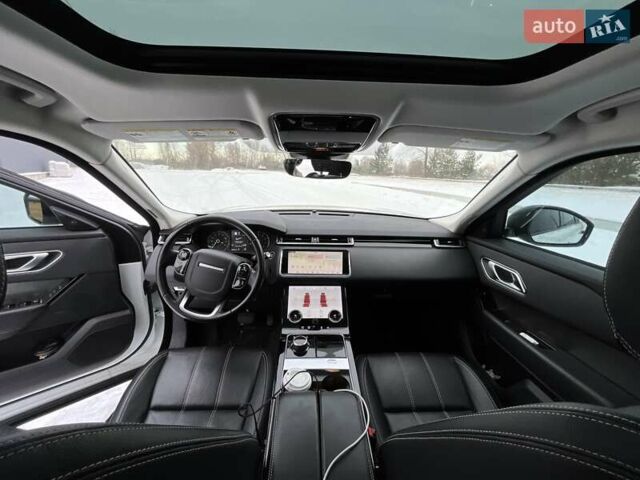 Белый Ленд Ровер Рендж Ровер Велар, объемом двигателя 2 л и пробегом 138 тыс. км за 39690 $, фото 35 на Automoto.ua