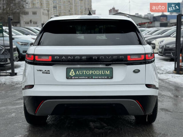 Білий Ленд Ровер Рендж Ровер Велар, об'ємом двигуна 2 л та пробігом 124 тис. км за 30499 $, фото 9 на Automoto.ua