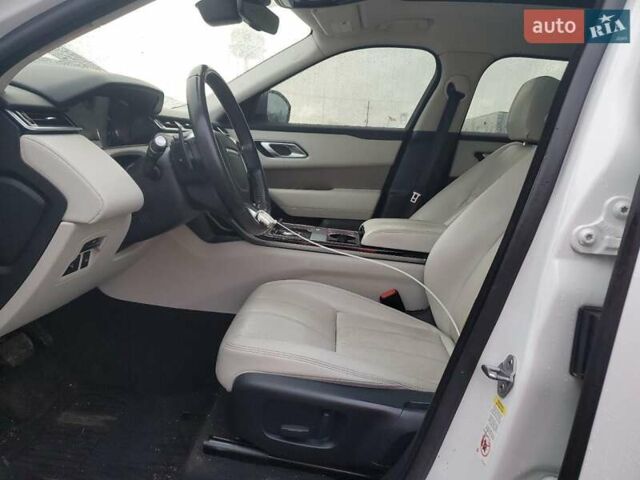 Белый Ленд Ровер Рендж Ровер Велар, объемом двигателя 3 л и пробегом 119 тыс. км за 11800 $, фото 6 на Automoto.ua