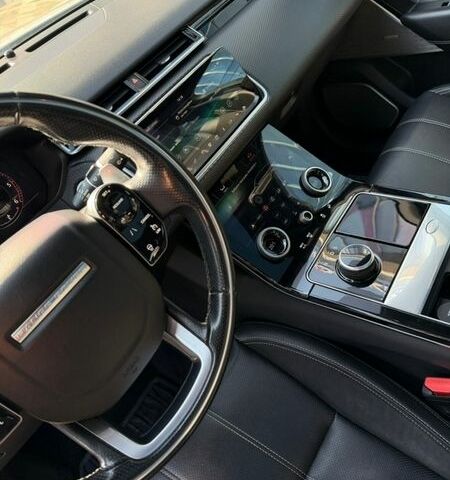 Білий Ленд Ровер Рендж Ровер Велар, об'ємом двигуна 2 л та пробігом 132 тис. км за 33000 $, фото 21 на Automoto.ua