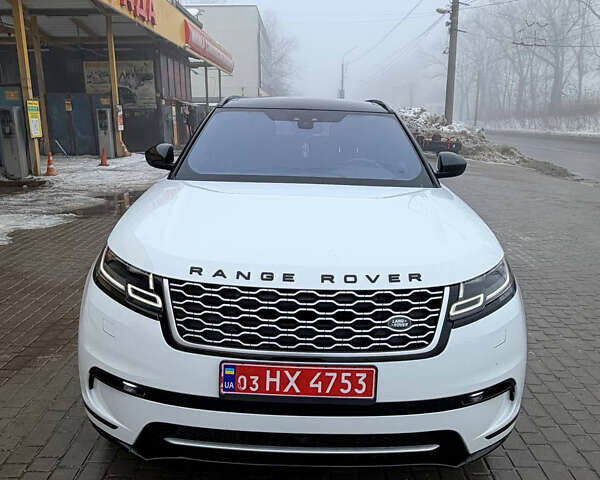 Білий Ленд Ровер Рендж Ровер Велар, об'ємом двигуна 2 л та пробігом 181 тис. км за 28500 $, фото 4 на Automoto.ua