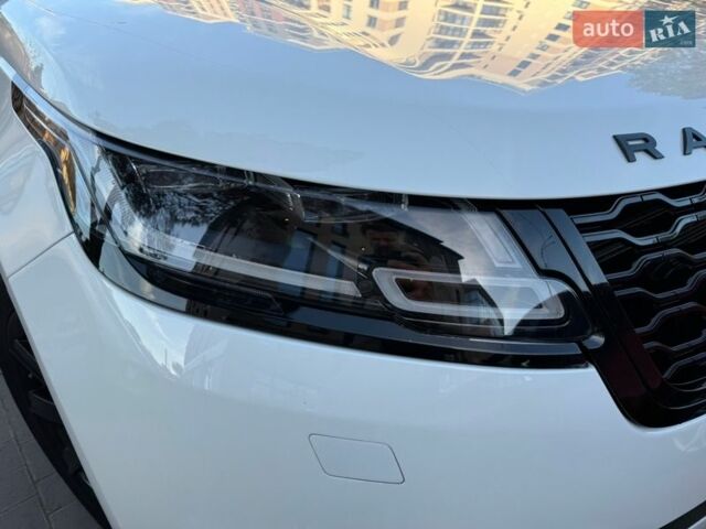 Белый Ленд Ровер Рендж Ровер Велар, объемом двигателя 3 л и пробегом 75 тыс. км за 42500 $, фото 18 на Automoto.ua