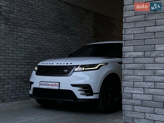 Белый Ленд Ровер Рендж Ровер Велар, объемом двигателя 2 л и пробегом 91 тыс. км за 34999 $, фото 5 на Automoto.ua