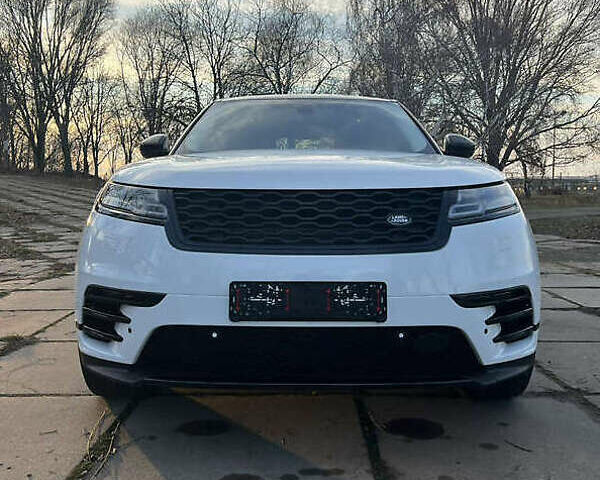 Белый Ленд Ровер Рендж Ровер Велар, объемом двигателя 2 л и пробегом 134 тыс. км за 34000 $, фото 1 на Automoto.ua