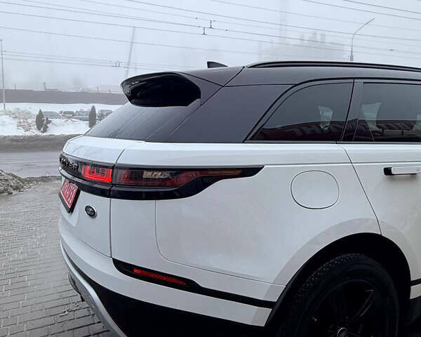 Білий Ленд Ровер Рендж Ровер Велар, об'ємом двигуна 2 л та пробігом 181 тис. км за 28500 $, фото 11 на Automoto.ua