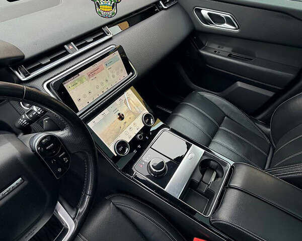 Білий Ленд Ровер Рендж Ровер Велар, об'ємом двигуна 2 л та пробігом 181 тис. км за 28500 $, фото 23 на Automoto.ua