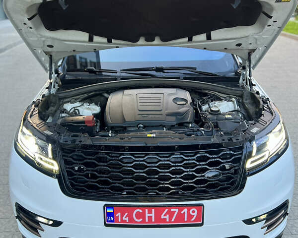 Білий Ленд Ровер Рендж Ровер Велар, об'ємом двигуна 2 л та пробігом 150 тис. км за 29900 $, фото 42 на Automoto.ua