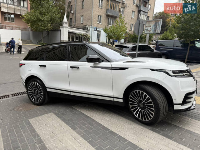 Белый Ленд Ровер Рендж Ровер Велар, объемом двигателя 3 л и пробегом 55 тыс. км за 39000 $, фото 2 на Automoto.ua
