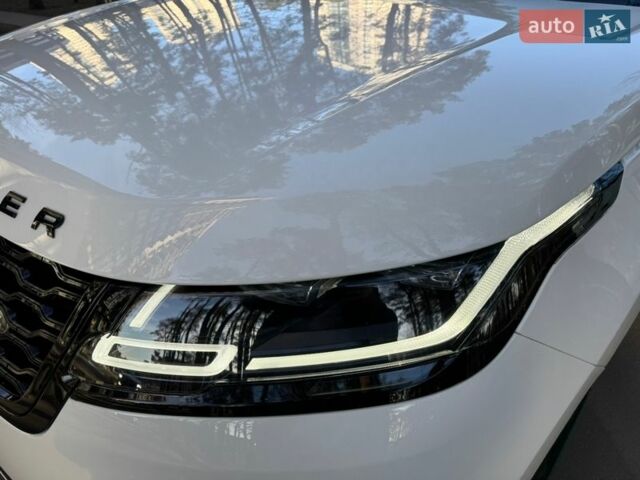 Белый Ленд Ровер Рендж Ровер Велар, объемом двигателя 3 л и пробегом 75 тыс. км за 42500 $, фото 16 на Automoto.ua