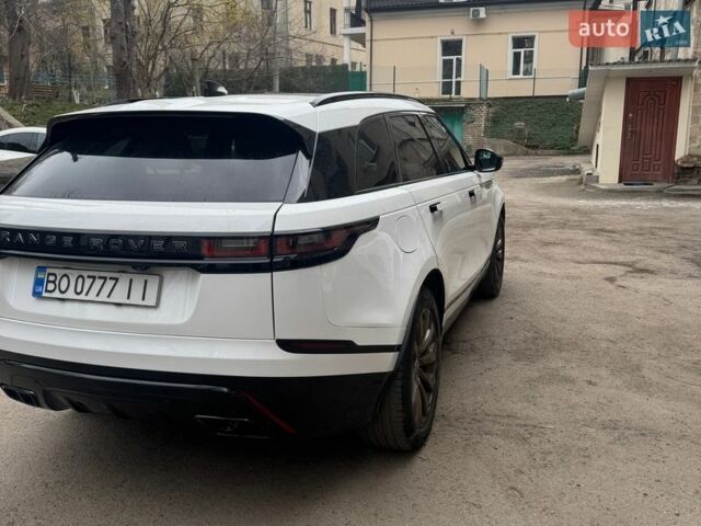 Білий Ленд Ровер Рендж Ровер Велар, об'ємом двигуна 2 л та пробігом 120 тис. км за 33000 $, фото 3 на Automoto.ua