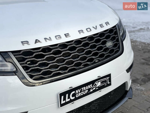 Білий Ленд Ровер Рендж Ровер Велар, об'ємом двигуна 2 л та пробігом 209 тис. км за 31999 $, фото 19 на Automoto.ua