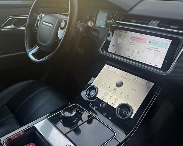 Білий Ленд Ровер Рендж Ровер Велар, об'ємом двигуна 0 л та пробігом 181 тис. км за 28300 $, фото 13 на Automoto.ua