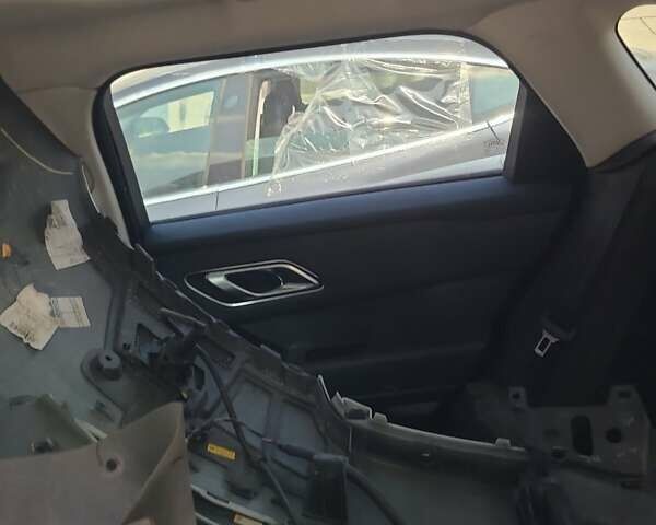 Білий Ленд Ровер Рендж Ровер Велар, об'ємом двигуна 2 л та пробігом 91 тис. км за 26899 $, фото 10 на Automoto.ua