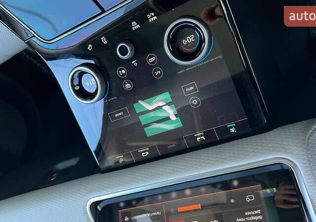 Білий Ленд Ровер Рендж Ровер Велар, об'ємом двигуна 3 л та пробігом 76 тис. км за 35999 $, фото 17 на Automoto.ua