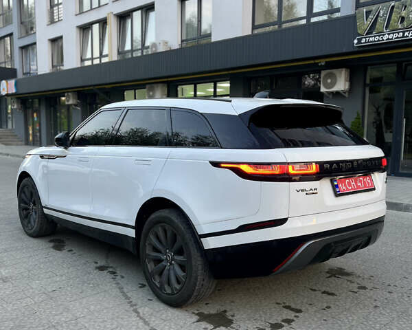 Білий Ленд Ровер Рендж Ровер Велар, об'ємом двигуна 2 л та пробігом 150 тис. км за 29900 $, фото 5 на Automoto.ua