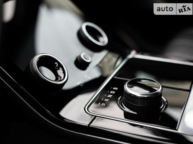 Белый Ленд Ровер Рендж Ровер Велар, объемом двигателя 3 л и пробегом 80 тыс. км за 44000 $, фото 13 на Automoto.ua