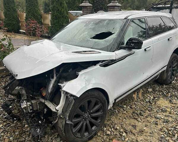 Білий Ленд Ровер Рендж Ровер Велар, об'ємом двигуна 2 л та пробігом 102 тис. км за 12000 $, фото 5 на Automoto.ua