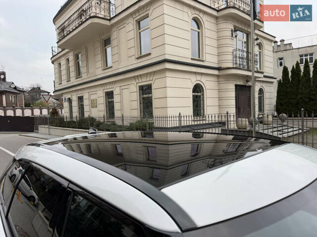 Белый Ленд Ровер Рендж Ровер Велар, объемом двигателя 2.99 л и пробегом 71 тыс. км за 49900 $, фото 22 на Automoto.ua