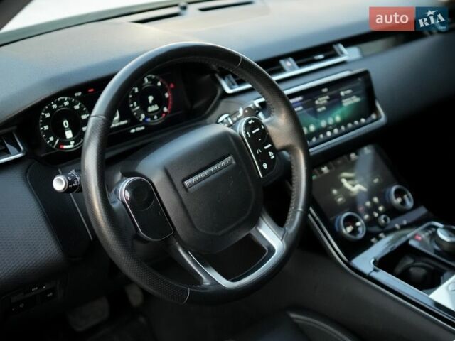 Білий Ленд Ровер Рендж Ровер Велар, об'ємом двигуна 2 л та пробігом 27 тис. км за 37000 $, фото 10 на Automoto.ua