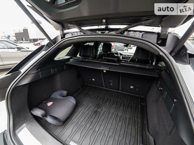 Белый Ленд Ровер Рендж Ровер Велар, объемом двигателя 3 л и пробегом 80 тыс. км за 44000 $, фото 11 на Automoto.ua