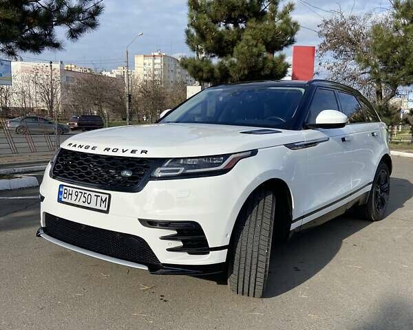 Белый Ленд Ровер Рендж Ровер Велар, объемом двигателя 3 л и пробегом 99 тыс. км за 39000 $, фото 31 на Automoto.ua