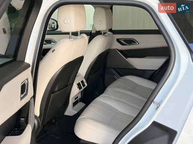 Білий Ленд Ровер Рендж Ровер Велар, об'ємом двигуна 2 л та пробігом 52 тис. км за 41500 $, фото 14 на Automoto.ua