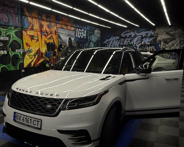 Белый Ленд Ровер Рендж Ровер Велар, объемом двигателя 3 л и пробегом 95 тыс. км за 43000 $, фото 15 на Automoto.ua